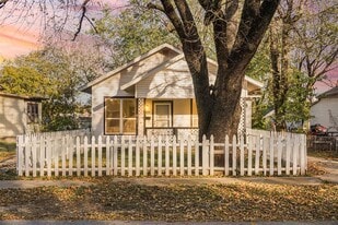 907 N McKinley Ave in Shawnee, OK - Building Photo