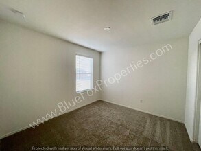 8790 E Stone Meadow Cir in Tucson, AZ - Building Photo - Building Photo