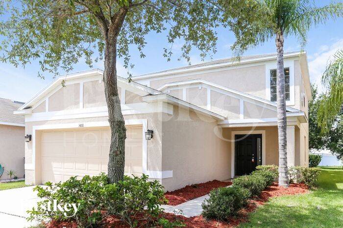 1428 Delano Trent St in Ruskin, FL - Building Photo