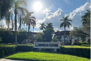 9392 SW 77th Ave in Miami, FL - Building Photo