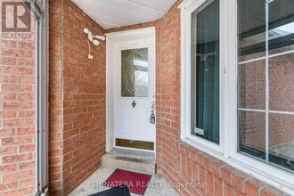 5359 Bullrush Dr in Mississauga, ON - Building Photo - Building Photo