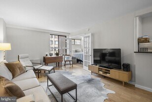 1420 N St NW in Washington, DC - Building Photo