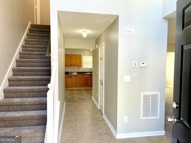 2024 Smithfield Ave in Ellenwood, GA - Building Photo - Building Photo