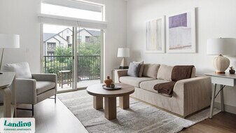 2511 Montopolis Dr, Unit 245 in Austin, TX - Building Photo