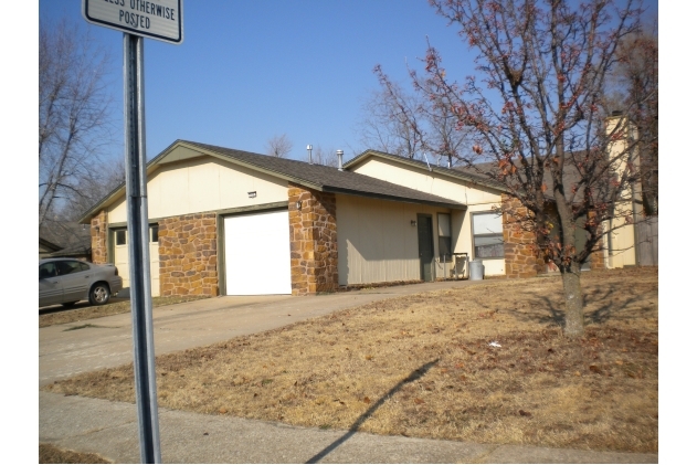 704-811 E Toledo St in Broken Arrow, OK - Building Photo - Building Photo