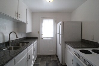 310 E 27th Ave in North Kansas City, MO - Building Photo - Building Photo