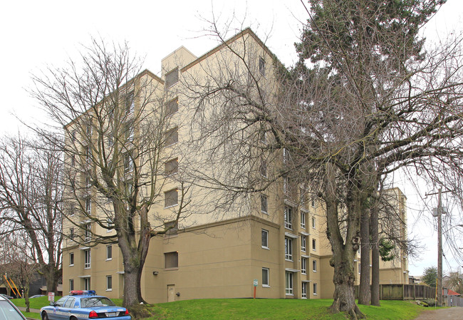 Olive Ridge Apartments in Seattle, WA - Building Photo - Building Photo