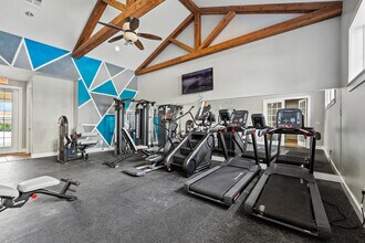 Oak Hollow in Seguin, TX - Building Photo - Interior Photo