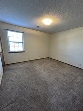 7083 SE 66th Terrace in Riverton, KS - Building Photo - Building Photo