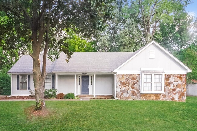 property at 6063 Colonyhill Dr