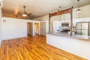 120 Goldsboro St S in Wilson, NC - Building Photo