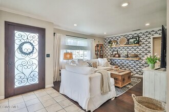 612 Calle Jazmin in Thousand Oaks, CA - Building Photo - Building Photo