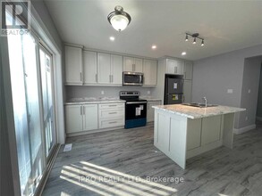 61-61 Vienna Rd in Tillsonburg, ON - Building Photo - Building Photo