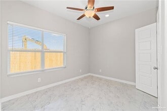 9 Israel E Ave in Alton, TX - Building Photo - Building Photo