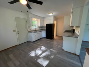 430 Ironton St NE in Fridley, MN - Building Photo - Building Photo