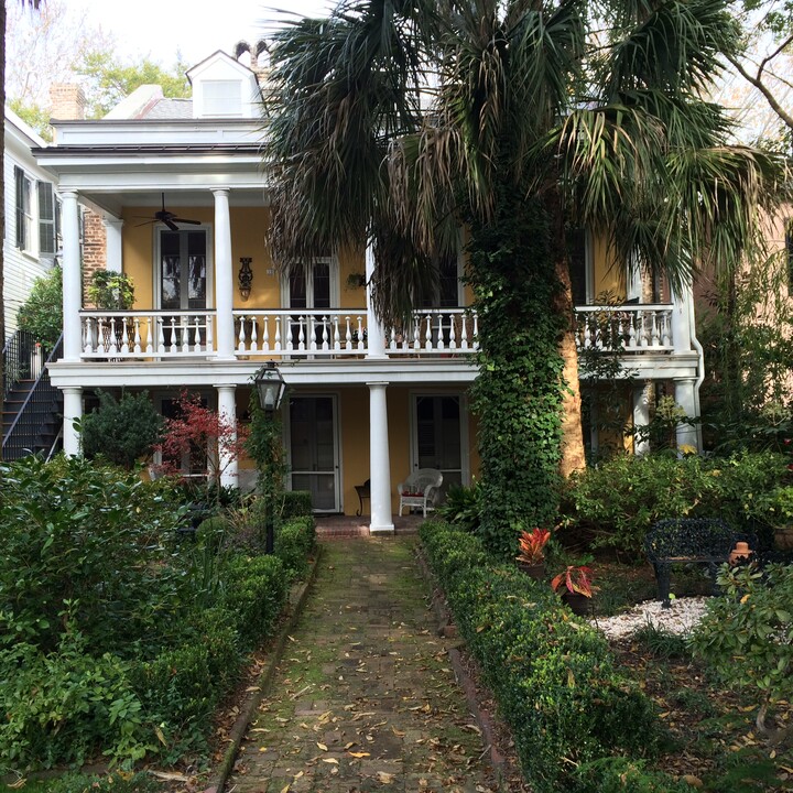 44 Montagu St in Charleston, SC - Building Photo