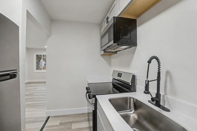 4472 Curundu Ave in Dayton, OH - Building Photo - Building Photo