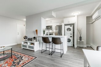 Corktown Crossing I in Hamilton, ON - Building Photo - Building Photo