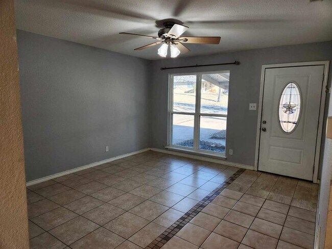 3000 Ray Wood Dr in Austin, TX - Building Photo - Building Photo