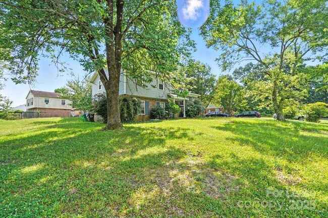 701 Gaywood Dr in Charlotte, NC - Building Photo - Building Photo