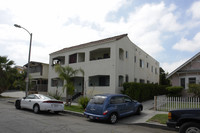 5722 Camerford Ave in Los Angeles, CA - Building Photo - Building Photo