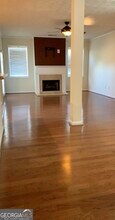 990 Clairidge Ln SW in Lawrenceville, GA - Building Photo - Building Photo