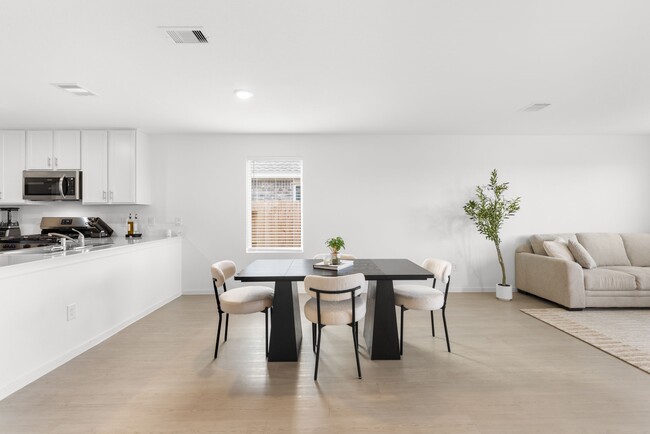 16707 Rolling Pasture Ln