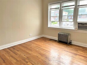 4409 N Kenneth Ave in Chicago, IL - Building Photo - Building Photo