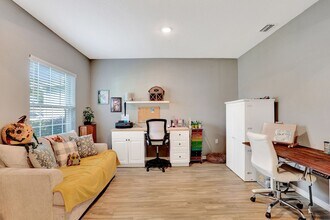 923 NW 253 Dr in Newberry, FL - Building Photo - Building Photo