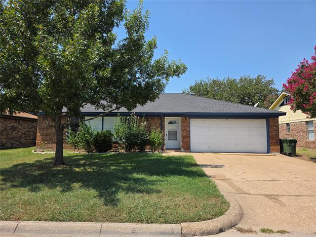6408 Elmview Dr in Arlington, TX - Building Photo