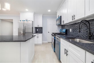 66 Nassau St in Elmont, NY - Building Photo - Building Photo