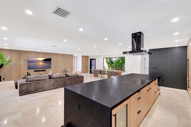property at 7711 Miami View Dr