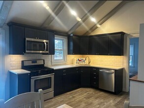245 Springville Rd in Southampton, NY - Building Photo - Building Photo