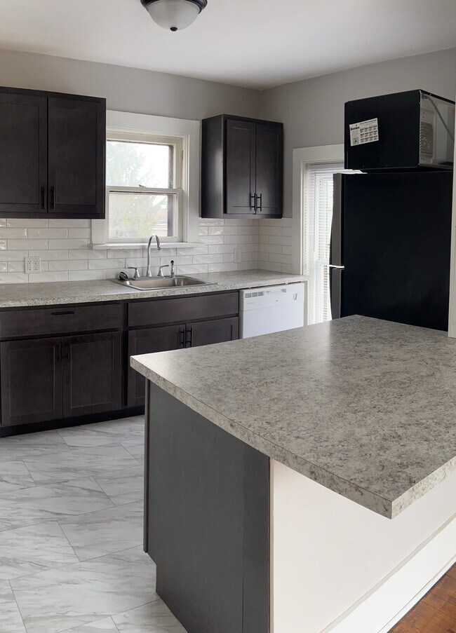 property at 602 N Union St