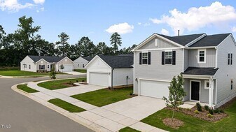 713 Hough Pond Ln, Unit 0918 in Fuquay Varina, NC - Building Photo