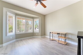 3016 Friendship Hill Cir in Henderson, NV - Building Photo - Building Photo