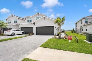 12967 Blackberry Ct, Unit 102 in North Port, FL - Building Photo