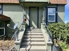 641 Cedar St in Elko, NV - Building Photo - Building Photo