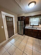 400 Noble Ave in Akron, OH - Building Photo - Building Photo