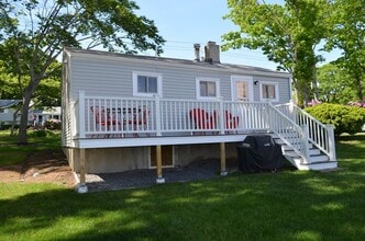 2 Saratoga Ct in Rockport, MA - Building Photo - Building Photo
