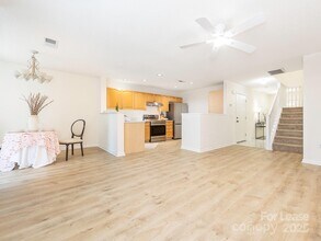 9327 Timothy Ct in Charlotte, NC - Building Photo - Building Photo