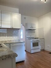 3214 N Hoyne Ave in Chicago, IL - Building Photo - Building Photo