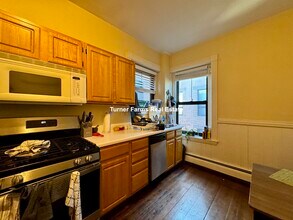 1512 Tremont St, Unit 3F in Boston, MA - Building Photo - Building Photo