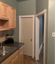 1630 S Frazier St in Philadelphia, PA - Foto de edificio - Building Photo