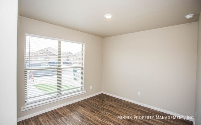 2111 N Jayton Ave in Lubbock, TX - Building Photo - Building Photo