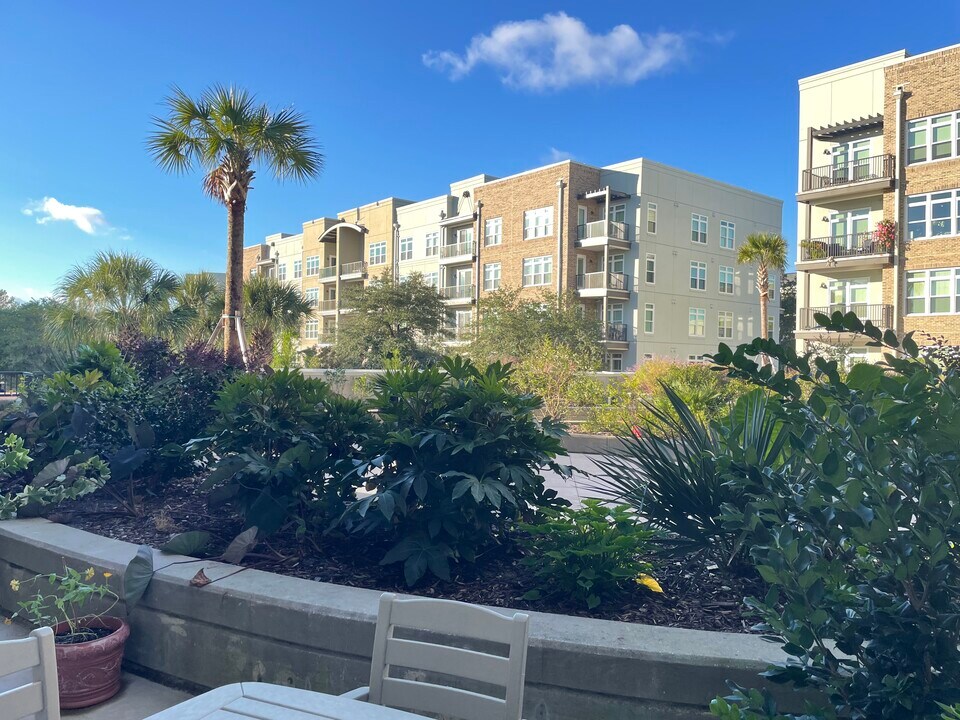 145 Pier View St, Unit 145 Pier View #114 in Charleston, SC - Building Photo