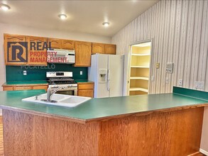 1982 Shetland Ave in Pocatello, ID - Building Photo - Building Photo