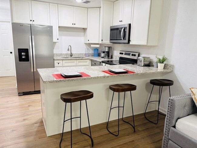 1252 High Rd, Unit 1 in Tallahassee, FL - Building Photo - Building Photo