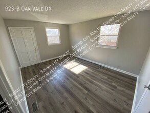 923 Oak Vale Dr in Nashville, TN - Building Photo - Building Photo