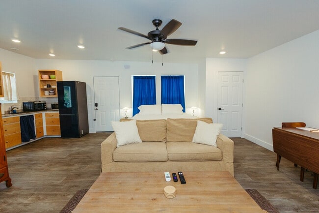 3817 Leland Ave in Waco, TX - Foto de edificio - Building Photo